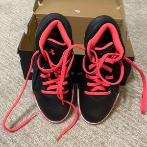 Unisex Under Armour basketball shoes